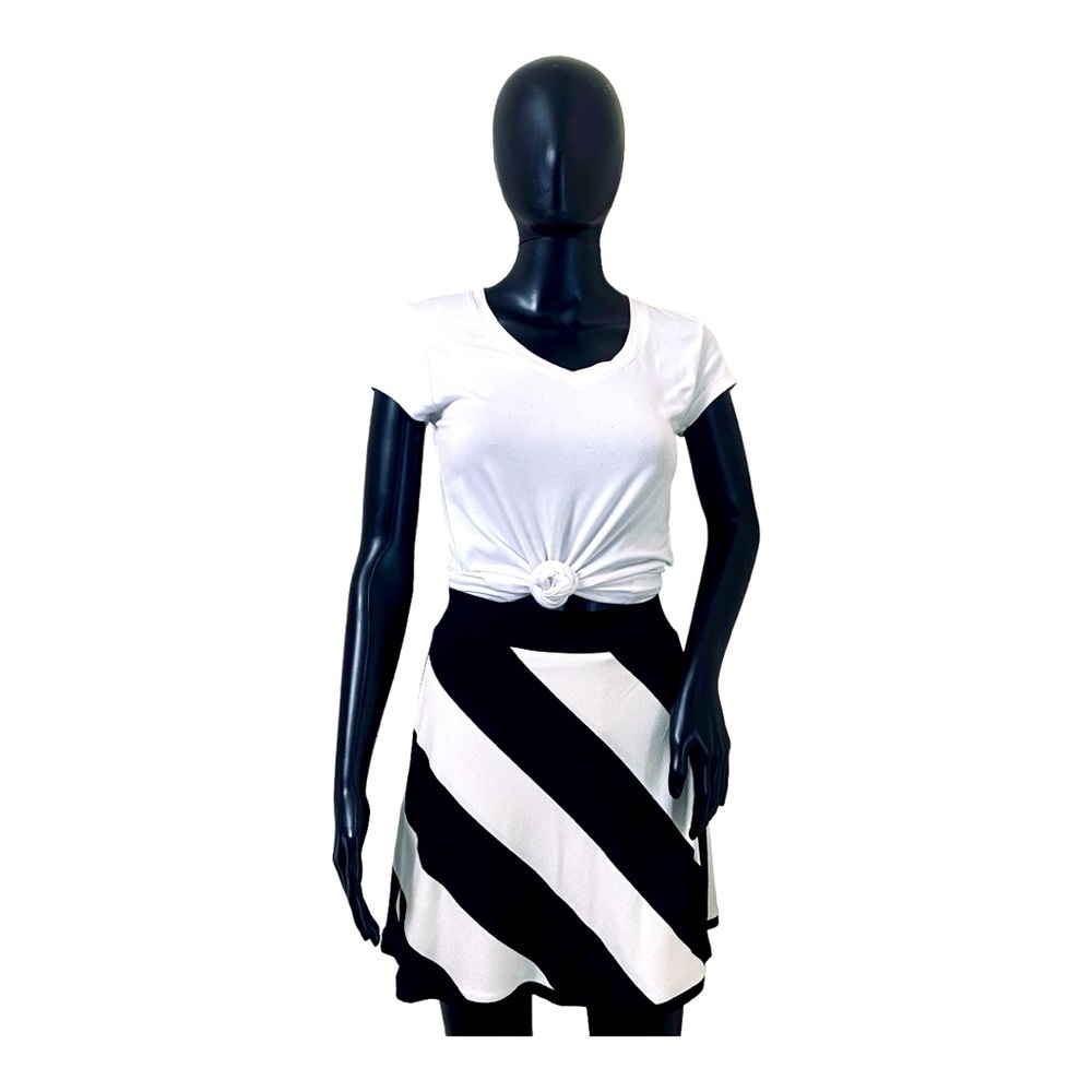Dakini  Black White  Striped Wrapped  Over Laped Skorts  (Tennis/Golf. Sz S/P